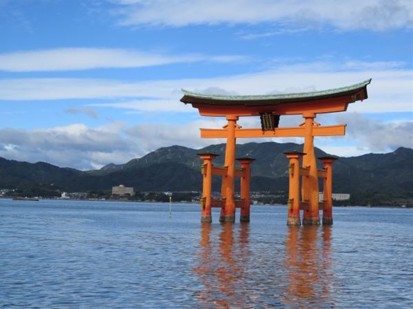 厳島神社